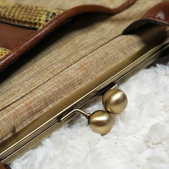 Bueno Handbag Purse Kiss Snap Closure Boho Retro Faux Snakeskin Accent - Picture 4 of 8